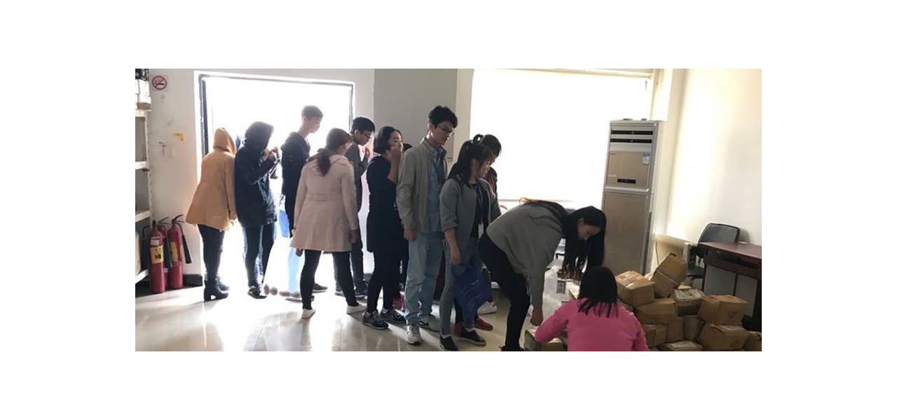 爱心助农—阿拉丁公司采购“滞销土豆”开展扶贫送温暖活动