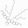 12,13-双(2-己基癸基)-12,13-二氢-[1,2,5]噻二唑并[3,4-e]噻吩并[2'',3'':4',5']噻吩并[2',3':4,5]吡咯并[3,2-g]噻吩并[2',3':4,5]噻吩并[3,2-b]吲哚-2,10-二甲醛