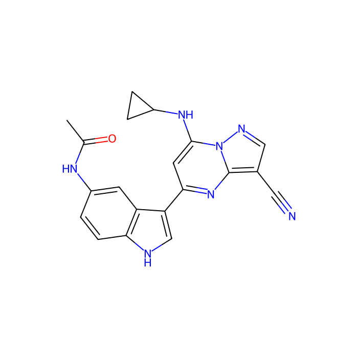 N-[3-[3-cyano-7-(cyclopropylamino)pyrazolo[1,5-a]pyrimidin-5-yl]-1H-indol-5-yl]acetamide, 双重特异性酪氨酸磷酸化调节激酶 2 抑制剂；糖原合酶激酶 3 beta 抑制剂；同源模域相互作用蛋白激酶 2 抑制剂
